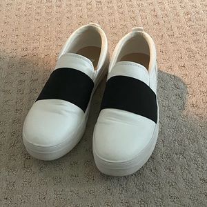 Steve Madden Sneaker